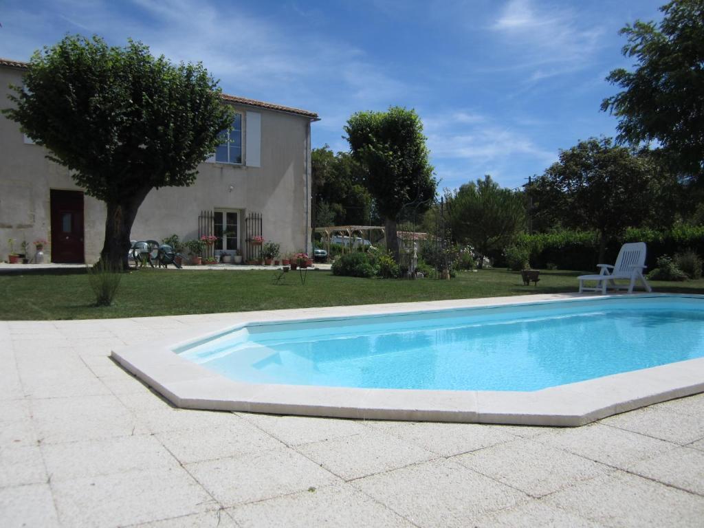 Maison D'Hotes Le Cadran Solaire Courcelles  Εξωτερικό φωτογραφία